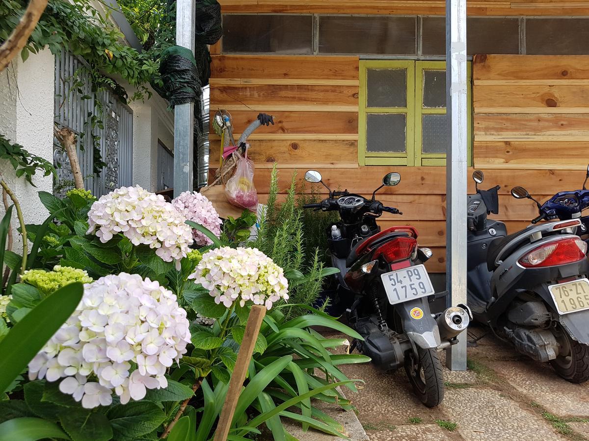 Tia Du Homestay Dalat Bagian luar foto